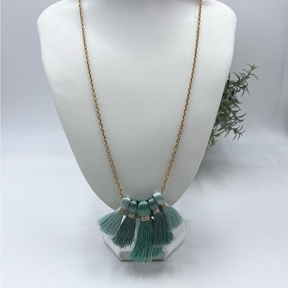 NWOT Miss Ivy Pearl Five Tassel Necklace Popsugar Blue Green Long  Gold Tone 24"